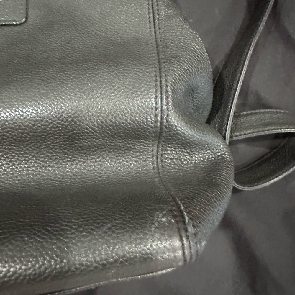 Chanel Black Leather Tote Bag - Picture 7 of 9